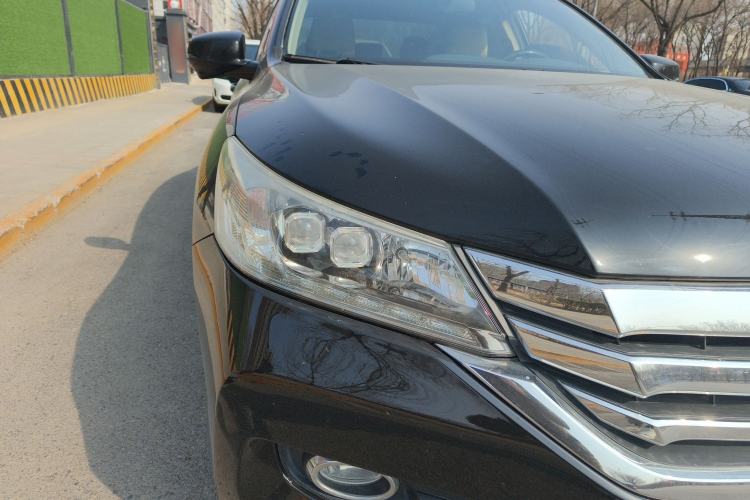 Used Honda Accord 2014 2.4L EXN Luxury Navigation Edition Right Front Headlight