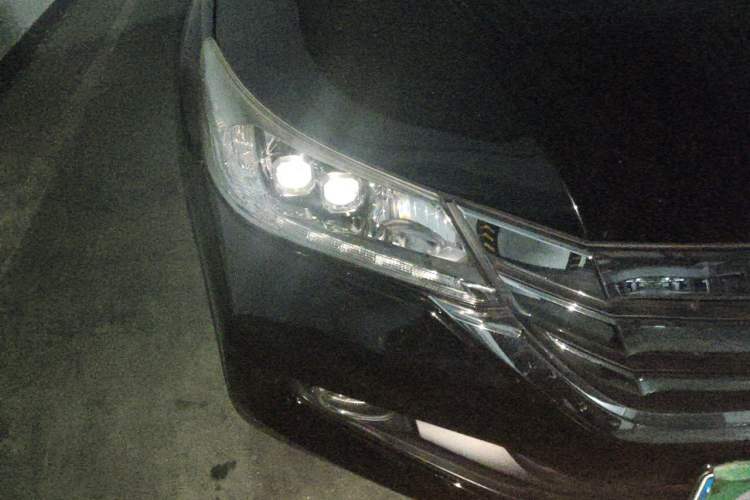 Used Honda Accord 2014 2.4L EX Luxury Edition Right Front Headlight