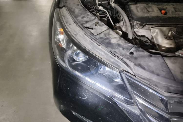 Used Honda Accord 2014 2.0L LX Comfort Edition Right Front Headlight