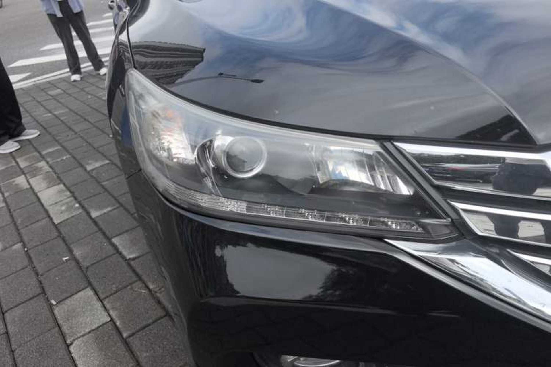 Used Honda Accord 2014 2.4L LX Comfort Edition Right Front Headlight