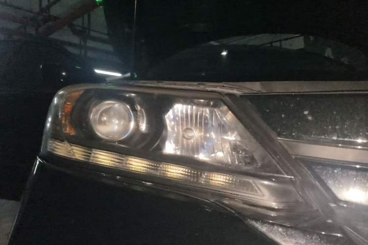 Used Honda Accord 2014 2.0L LX Comfort Edition Right Front Headlight