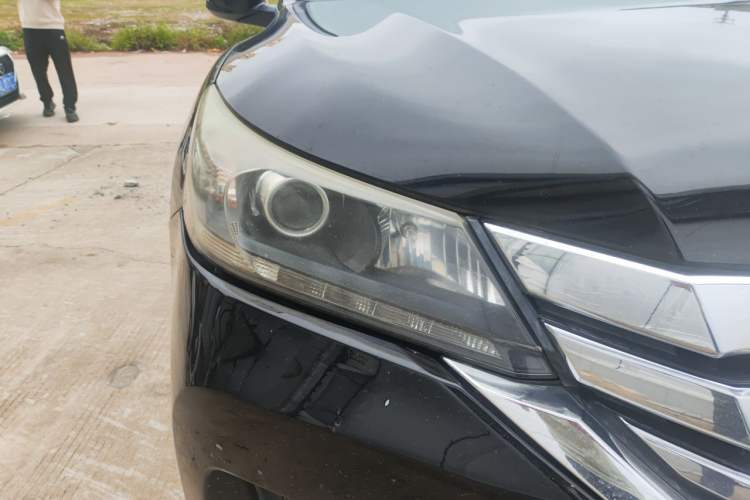 Used Honda Accord 2014 2.0L EX Luxury Edition Right Front Headlight
