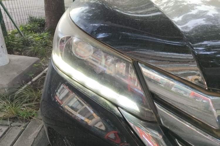 Used Honda Accord 2014 2.0L LX Comfort Edition Right Front Headlight