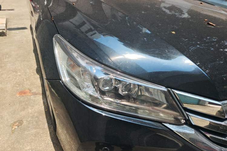 Used Honda Accord 2014 2.4L EXN Luxury Navigation Edition Right Front Headlight