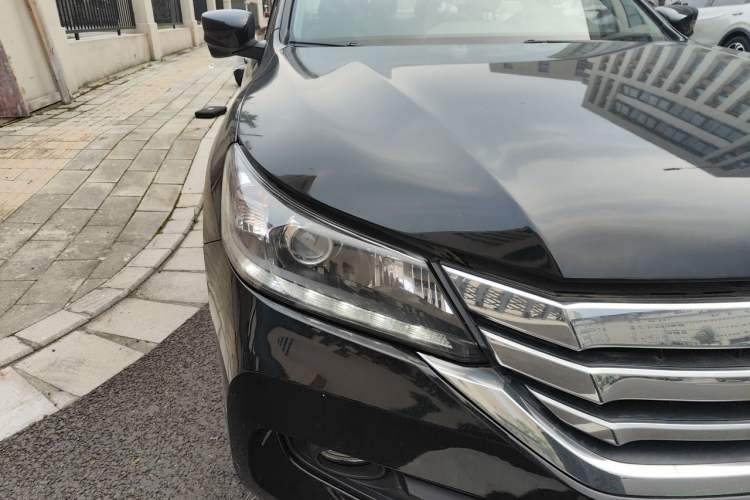 Used Honda Accord 2014 2.0L LX Comfort Edition Right Front Headlight