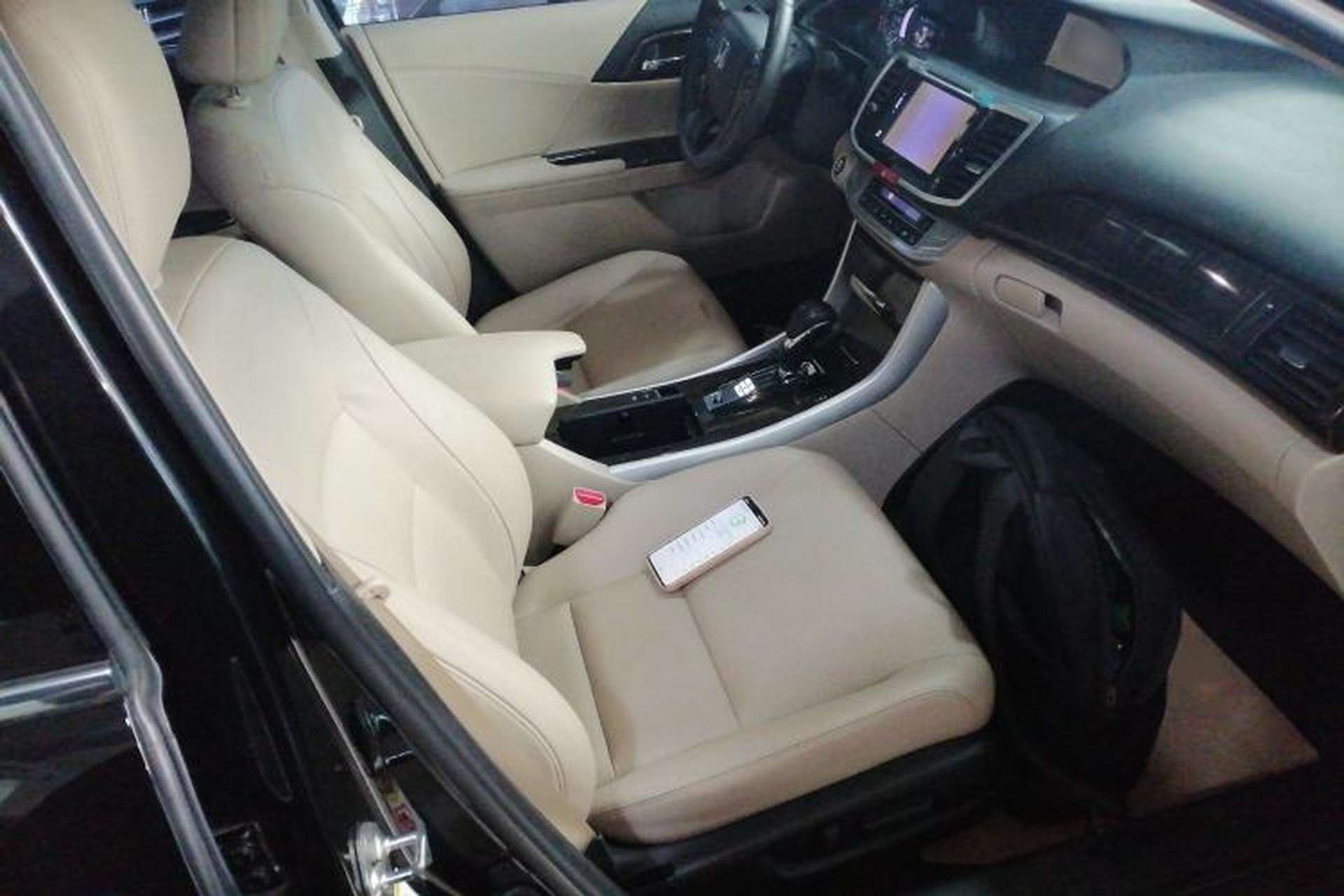 Used Honda Accord 2014 2.4L EX Luxury Edition Right Front Seat