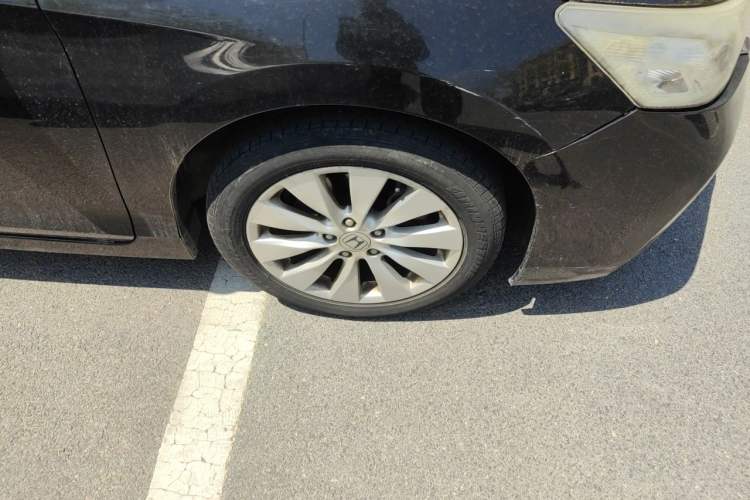 Used Honda Accord 2014 2.4L EX Luxury Edition Right Front Wheel Hub