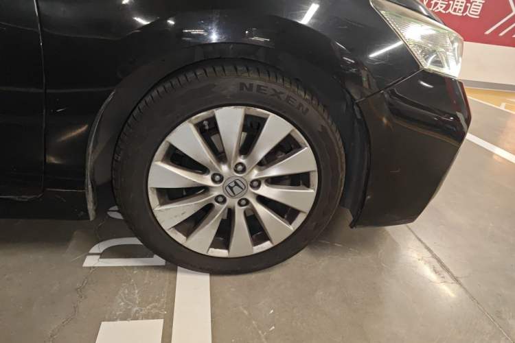 Used Honda Accord 2014 2.4L EX Luxury Edition Right Front Wheel Hub