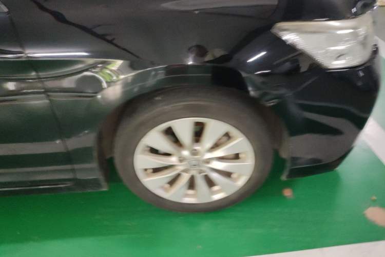 Used Honda Accord 2014 2.4L EX Luxury Edition Right Front Wheel Hub