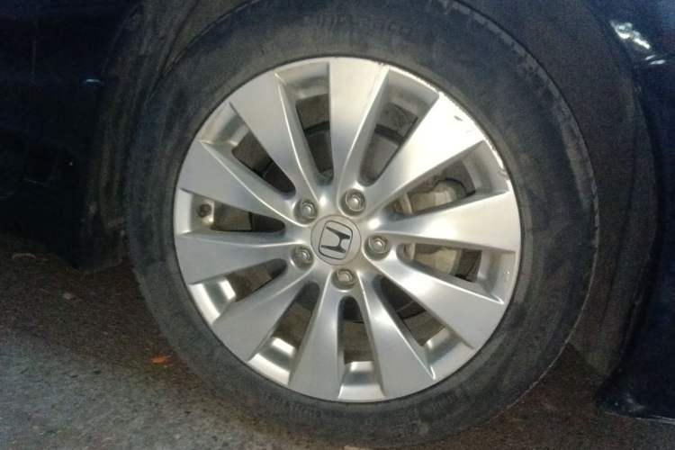 Used Honda Accord 2014 2.4L EX Luxury Edition Right Front Wheel Hub