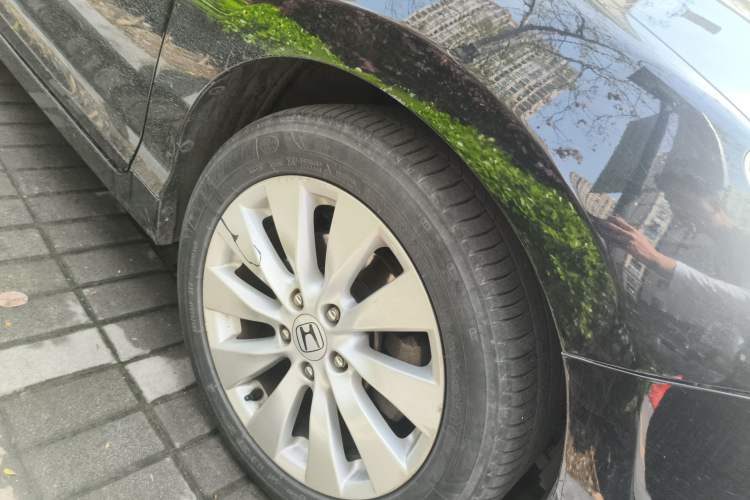 Used Honda Accord 2014 2.4L EX Luxury Edition Right Front Wheel Hub