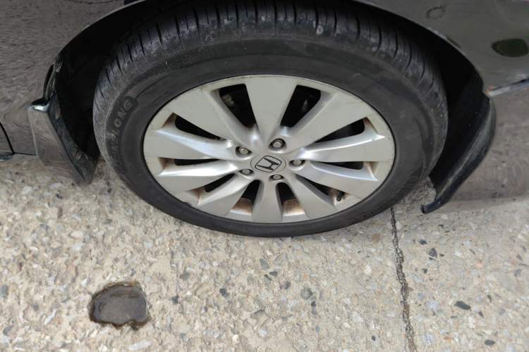 Used Honda Accord 2014 2.4L EX Luxury Edition Right Front Wheel Hub