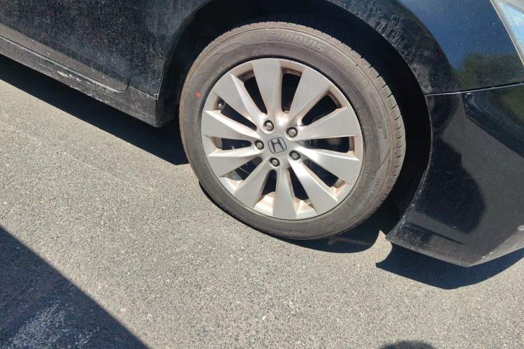 Used Honda Accord 2014 2.4L EX Luxury Edition Right Front Wheel Hub