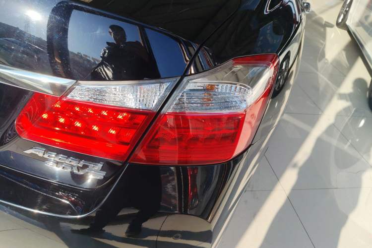 Used Honda Accord 2014 3.0L VTI Prestige Edition Right Rear Taillight