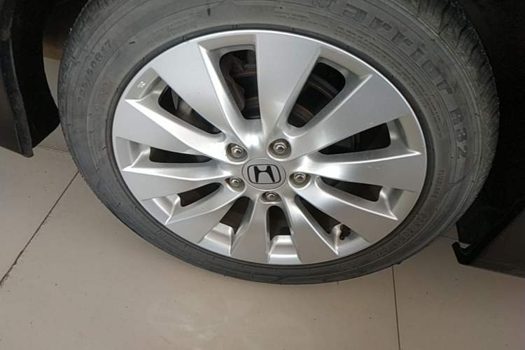 Used Honda Accord 2014 2.4L EX Luxury Edition Right Rear Wheel Hub
