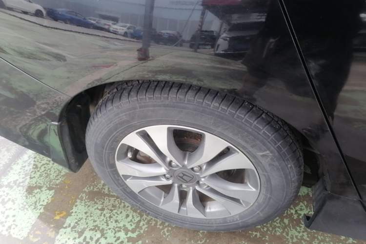 Used Honda Accord 2014 2.0L EX Luxury Edition Right Rear Wheel Hub