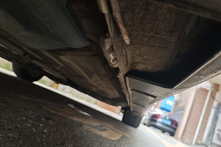 Used Honda Accord 2014 2.0L EX Luxury Edition Right Side Sill