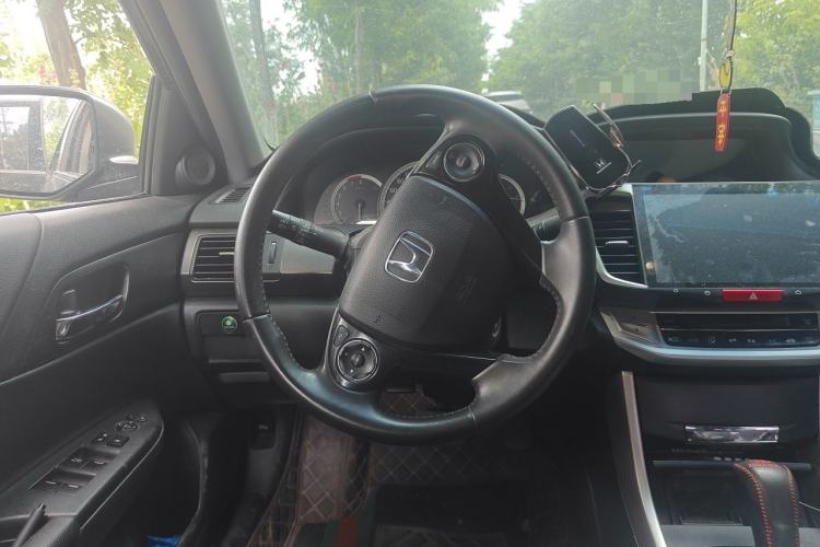 Used Honda Accord 2014 2.0L EX Luxury Edition Steering Wheel
