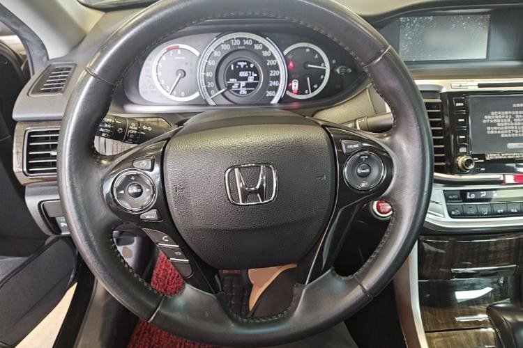 Used Honda Accord 2014 2.4L EXN Luxury Navigation Edition Steering Wheel