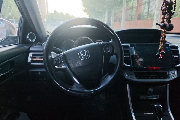 Used Honda Accord 2014 2.0L EX Luxury Edition Steering Wheel