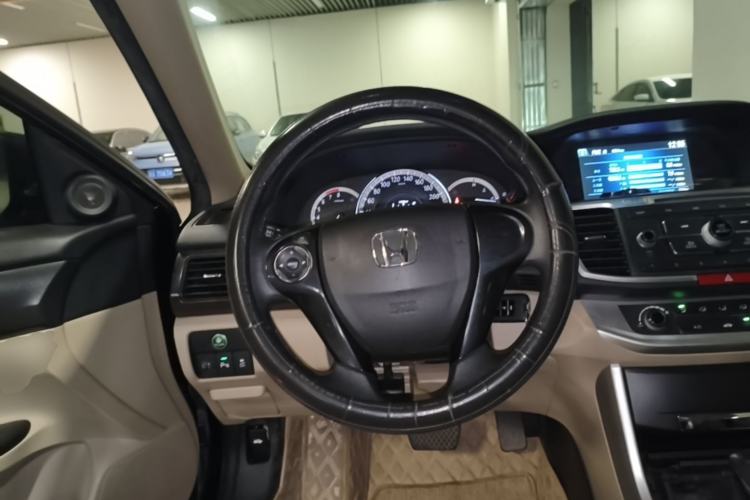 Used Honda Accord 2014 2.0L LX Comfort Edition Steering Wheel