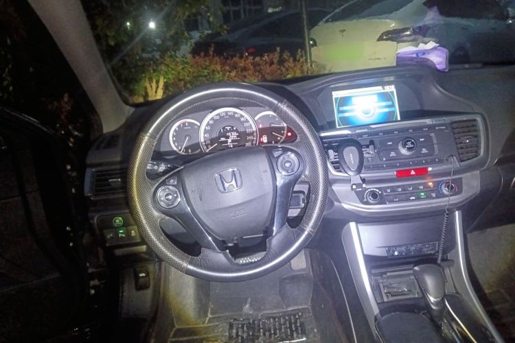 Used Honda Accord 2014 2.0L LX Comfort Edition Steering Wheel