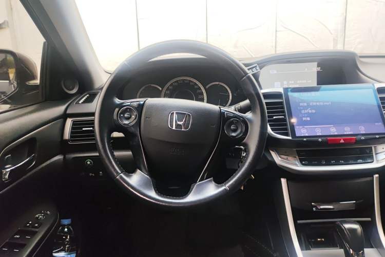 Used Honda Accord 2014 2.0L EX Luxury Edition Steering Wheel