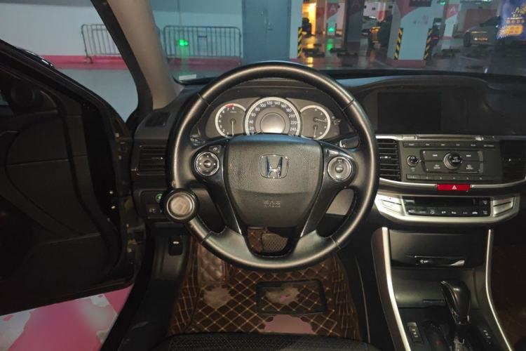 Used Honda Accord 2014 2.0L EX Luxury Edition Steering Wheel