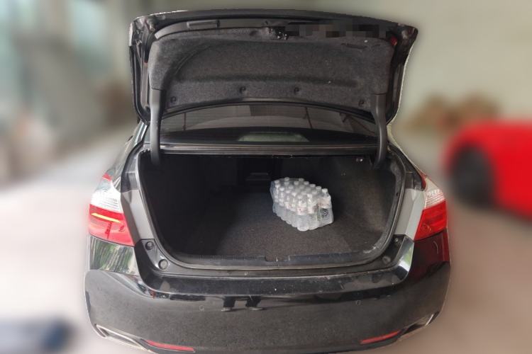 Used Honda Accord 2014 2.0L EX Luxury Edition Trunk