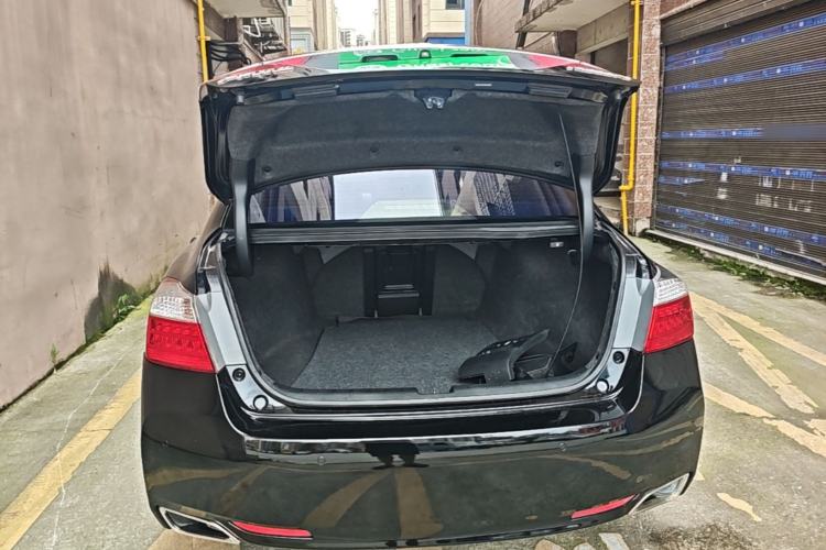 Used Honda Accord 2014 2.0L EX Luxury Edition Trunk