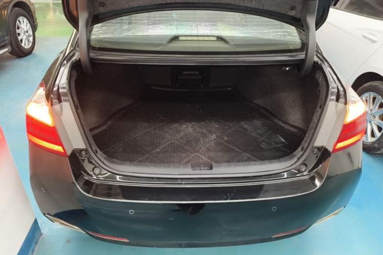 Used Honda Accord 2014 2.0L LX Comfort Edition Trunk