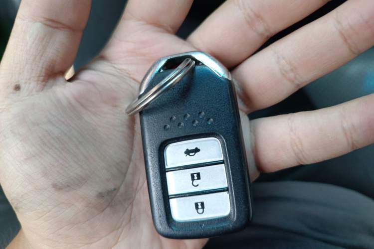 Used Honda Accord 2014 2.4L EXN Luxury Navigation Edition Vehicle Key