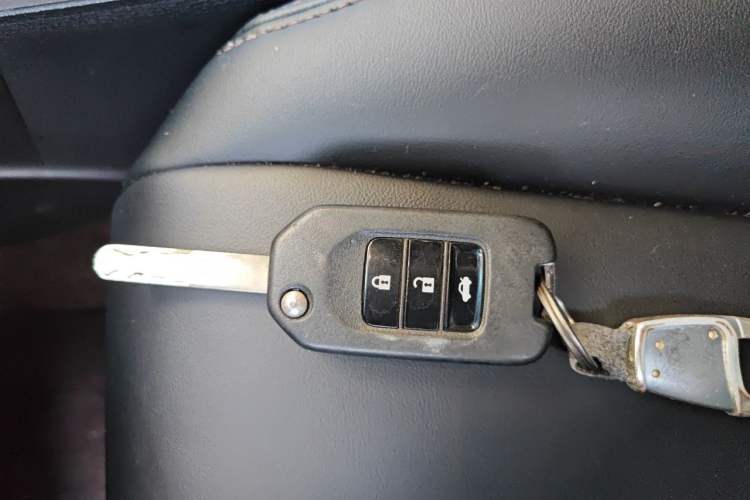 Used Honda Accord 2014 2.0L LX Comfort Edition Vehicle Key