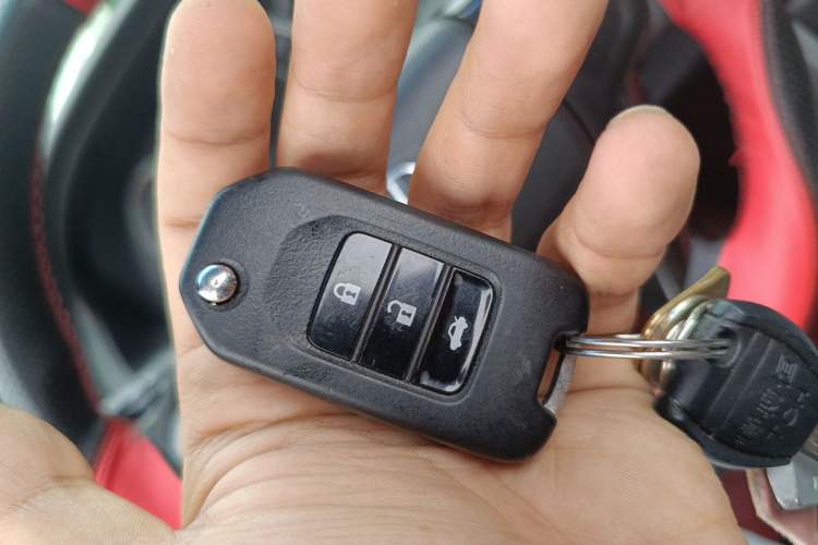 Used Honda Accord 2014 2.0L LX Comfort Edition Vehicle Key
