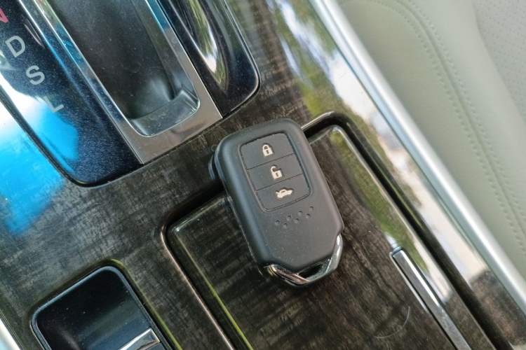 Used Honda Accord 2014 2.4L EX Luxury Edition Vehicle Key