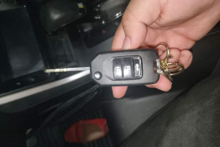 Used Honda Accord 2014 2.0L LX Comfort Edition Vehicle Key