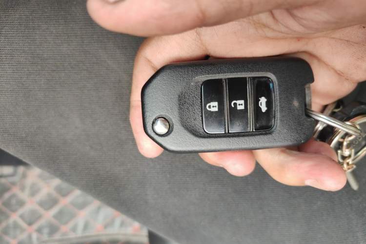 Used Honda Accord 2014 2.0L LX Comfort Edition Vehicle Key