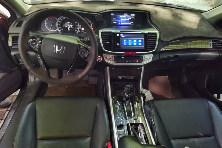 Used Honda Accord 2014 2.4L EX Luxury Edition Center Console