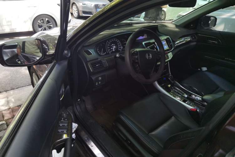 Used Honda Accord 2014 2.4L EX Luxury Edition Driver Seat