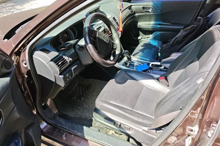 Used Honda Accord 2014 2.0L EX Luxury Edition Driver Seat