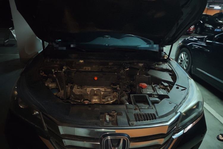 Used Honda Accord 2014 2.0L EX Luxury Edition Engine Bay