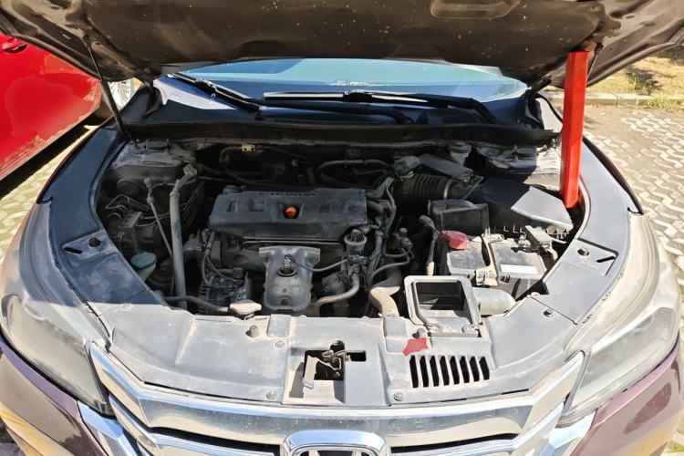 Used Honda Accord 2014 2.0L EX Luxury Edition Engine Bay
