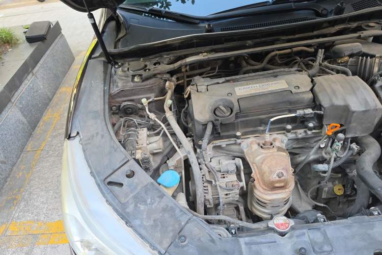 Used Honda Accord 2014 2.4L EX Luxury Edition Engine Bay Right