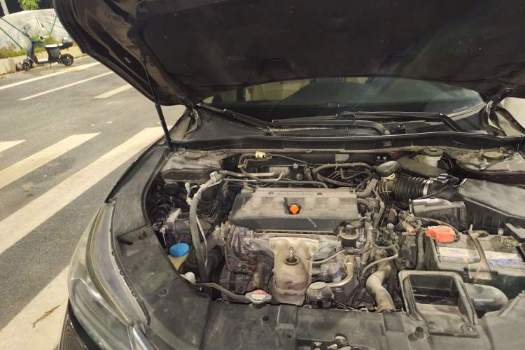 Used Honda Accord 2014 2.0L EX Luxury Edition Engine Bay Right