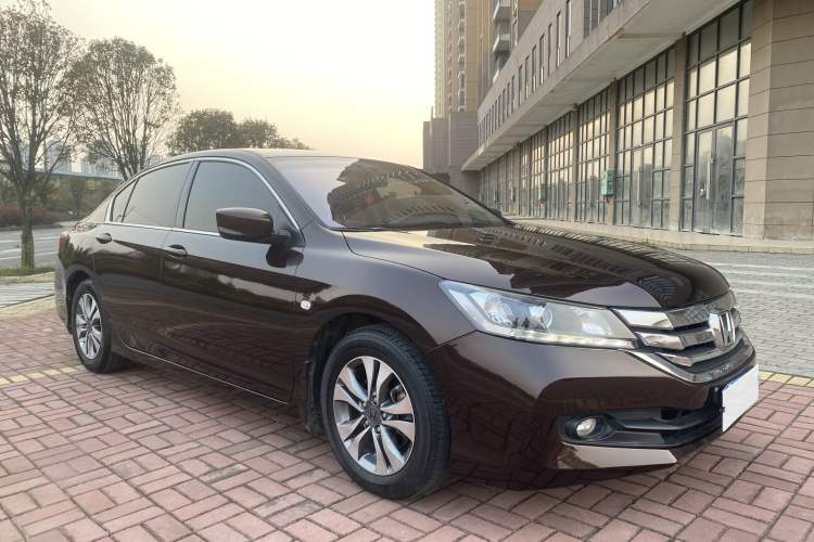 Used Honda Accord 2014 2.0L LX Comfort Edition Exterior 2