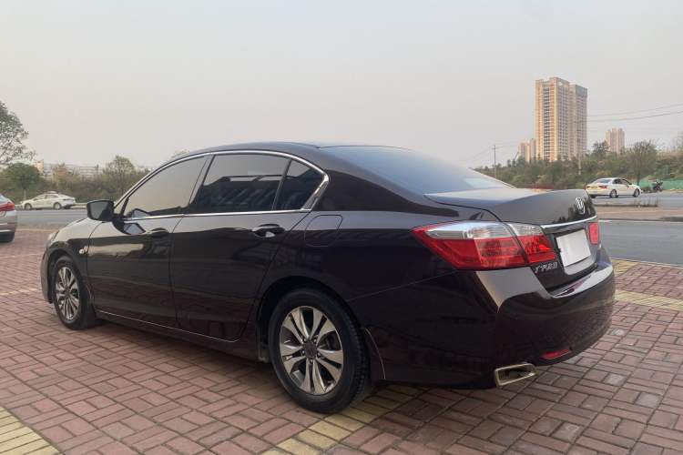 Used Honda Accord 2014 2.0L LX Comfort Edition Exterior 3