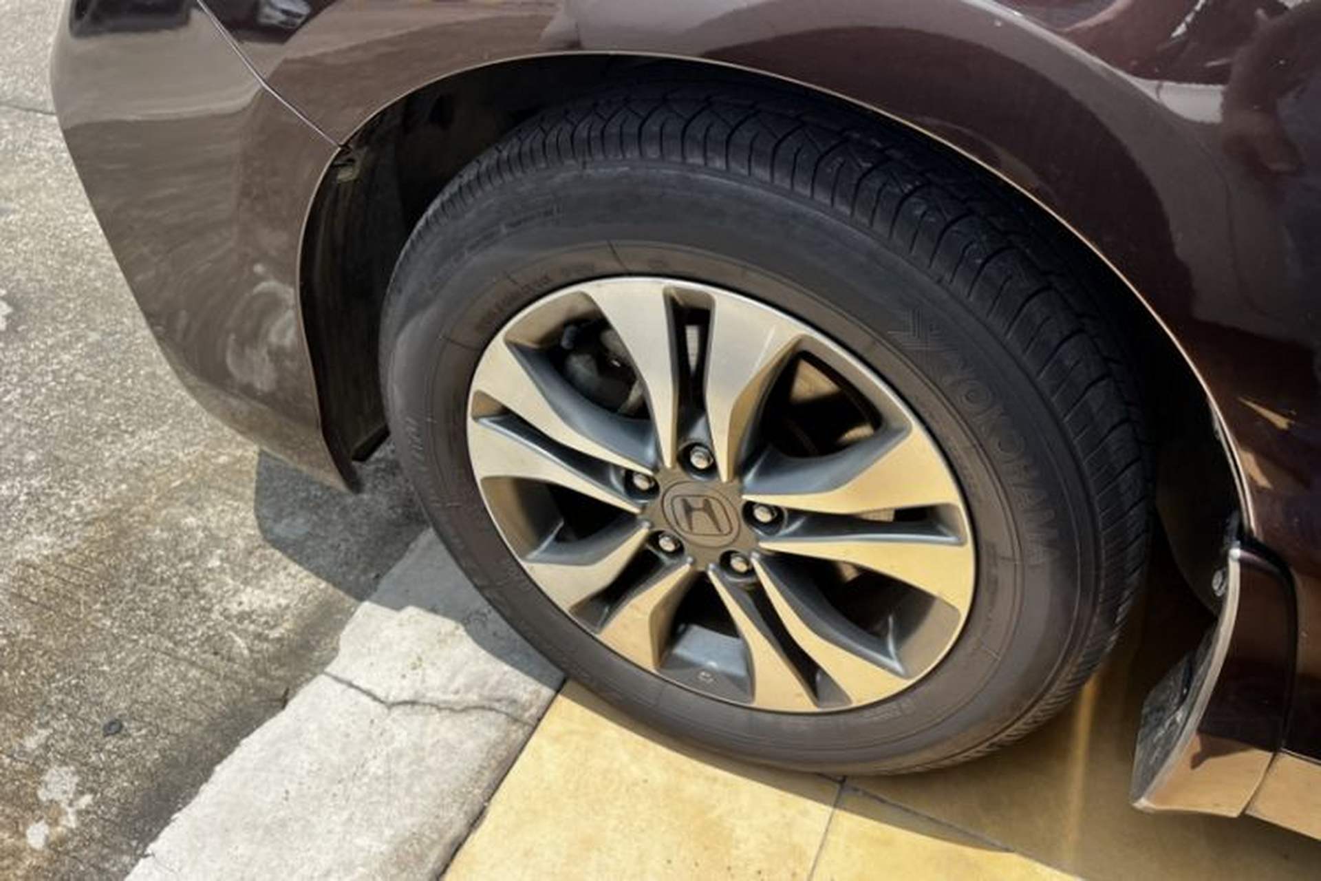 Used Honda Accord 2014 2.0L LX Comfort Edition Exterior 5