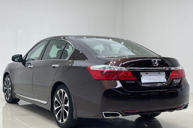 Used Honda Accord 2014 3.0L EXLN Flagship Edition Exterior 5