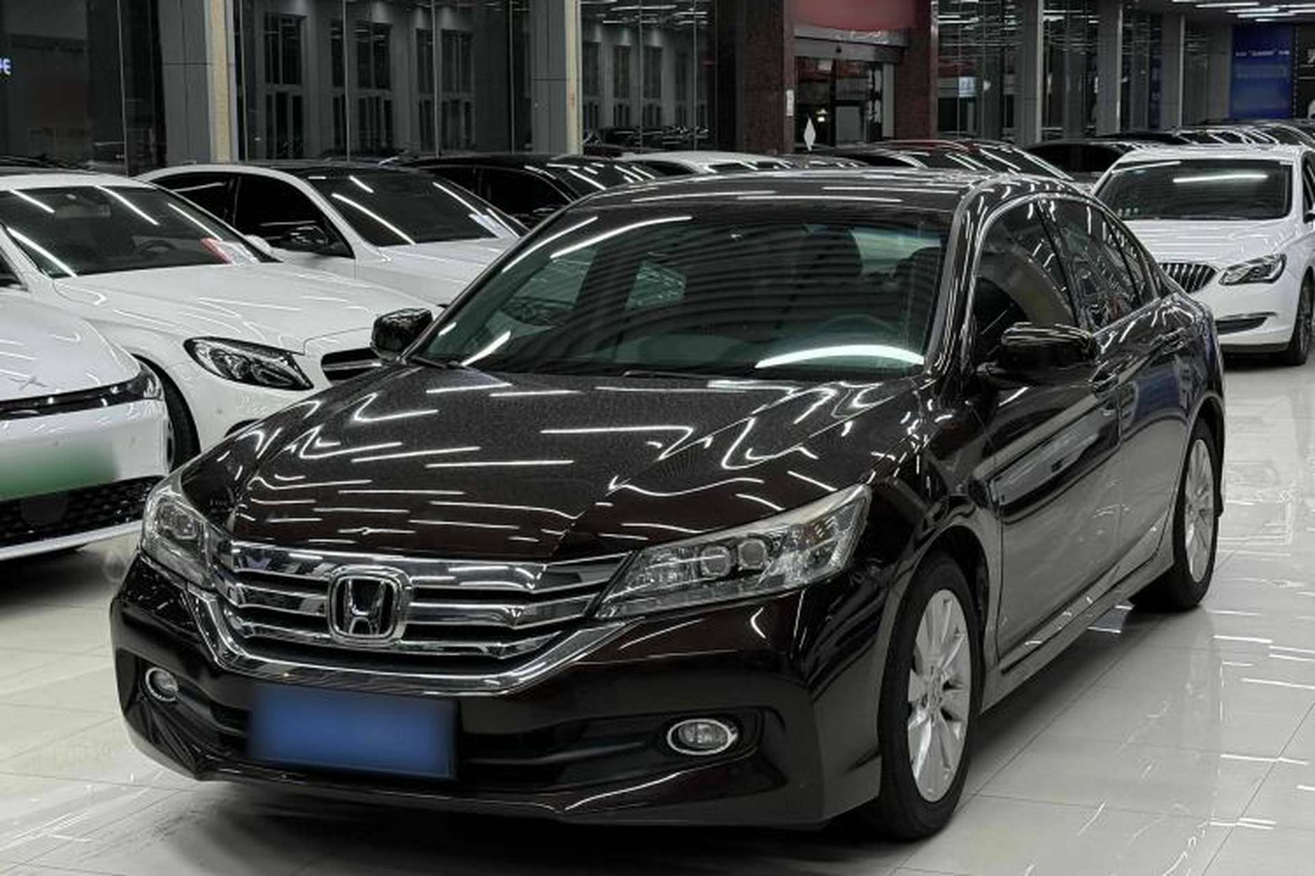 Used Honda Accord 2014 2.4L EX Luxury Edition Front Left 45 Deg