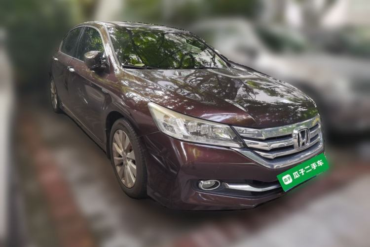 Used Honda Accord 2014 2.4L EX Luxury Edition Front Right 45 Deg